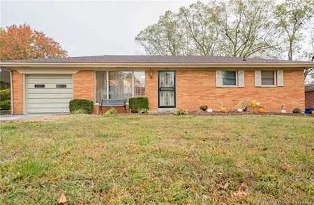740 Ohio Avenue Sellersburg, IN 47172