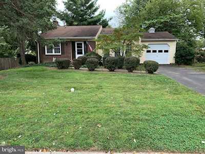 1627 Nathan Ln Herndon, VA 20170