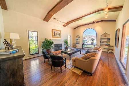 3931 Linden Avenue Long Beach, CA 90807