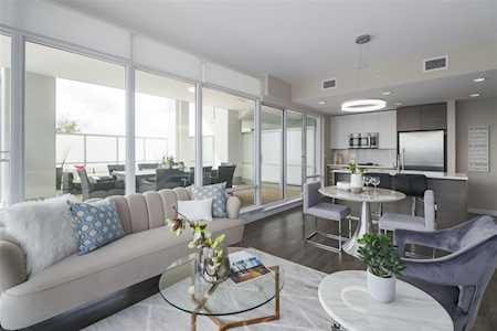 4485 Skyline Drive #1507 Burnaby, BC V5C 0J2