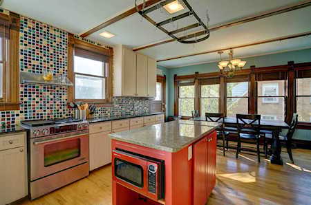 167 Vine St Sun Prairie, WI 53590