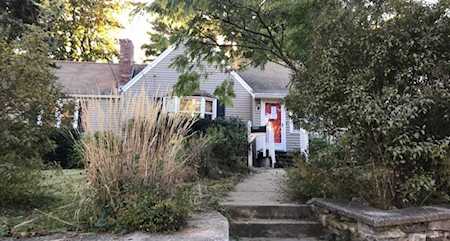 1382 Pleasant St Worcester, MA 01602