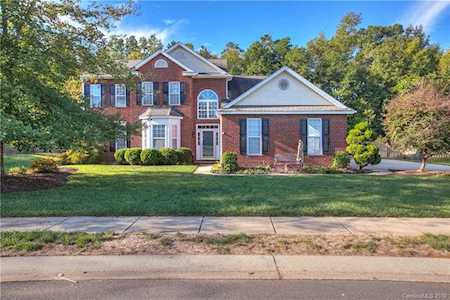 4815 Sandtyn Dr Waxhaw, NC 28173