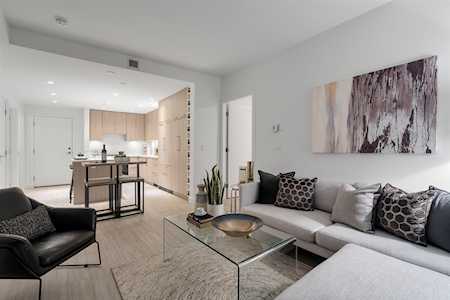 707 E 3rd Street #208 North Vancouver, BC V5Y 0E3