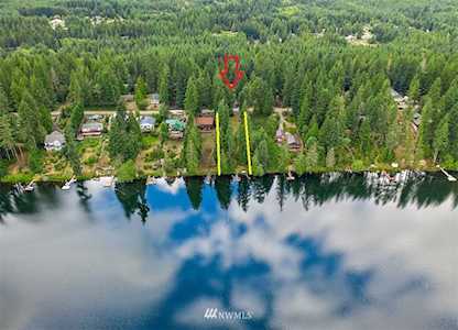 2001 E Trails End Dr Belfair, WA 98528
