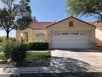 8005 Pottery Creek Dr Las Vegas, NV 89128