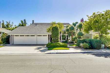 8452 Dallas Circle Huntington Beach, CA 92646