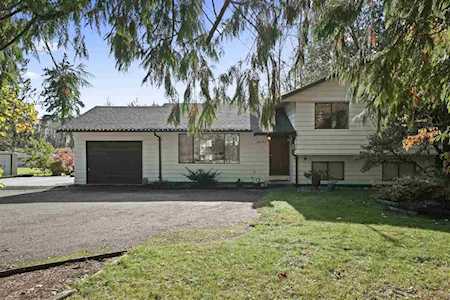 26794 112 Avenue Maple Ridge, BC V2W 1P7