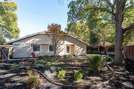 7646 Arbor Creek Circle Dublin, CA 94568