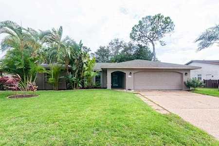 4135 Center Gate Boulevard Sarasota, FL 34233