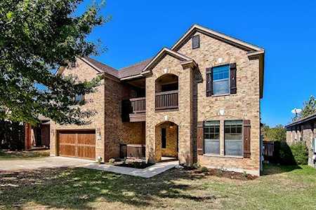 2511 Peterson Dr Cedar Park, TX 78613