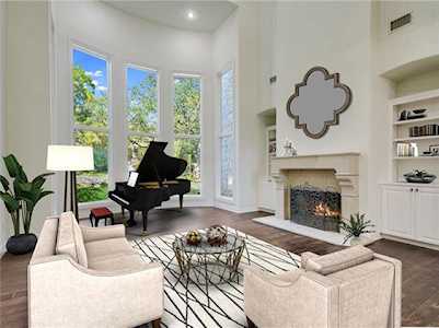 8616 Mendocino Dr Austin, TX 78735