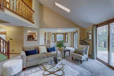 200 Glenwood Rd Oconomowoc, WI 53066