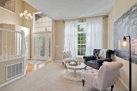 4083 Oakbrooke Alcove Eagan, MN 55122