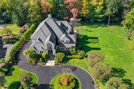 17 Stratton Rd Harrison, NY 10577