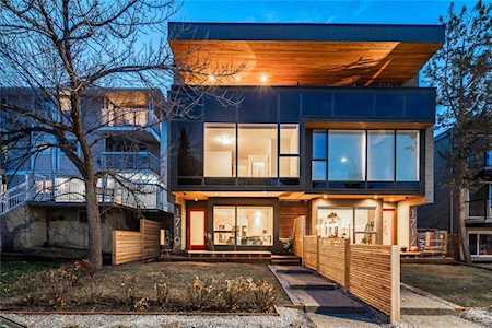 1719 13 Street SW Calgary, AB T2T 3P5