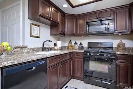 101 S Lakeview Avenue #101B Placentia, CA 92870