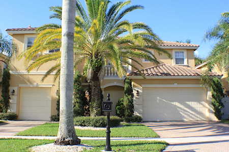 6742 Houlton Circle Lake Worth, FL 33467