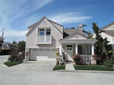 281 Mesa Drive Costa Mesa, CA 92627