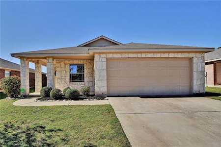 1071 South St Leander, TX 78641
