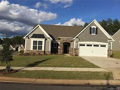 1001 Dali Blvd Mount Holly, NC 28120