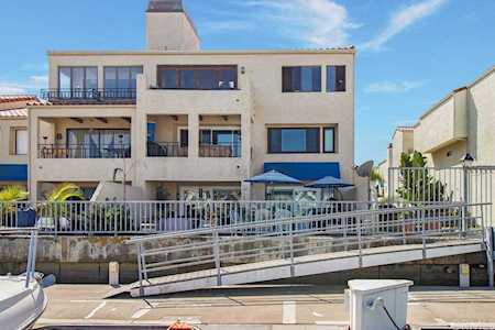 3235 Moritz Drive #30 Huntington Beach, CA 92649