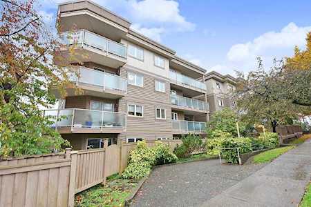 998 W 19th Avenue #303 Vancouver, BC V5Z 1X5