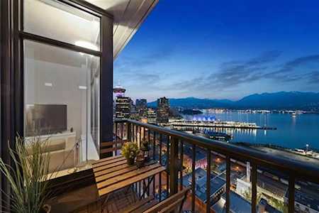 128 W Cordova Street #4102 Vancouver, BC V6B 0E6
