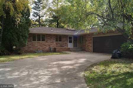 1728 Rowe Place Saint Paul, MN 55106