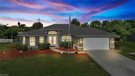 16023 Harbour Palms Dr Fort Myers, FL 33908