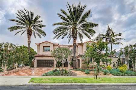 2702 Brimhall Drive Los Alamitos, CA 90720