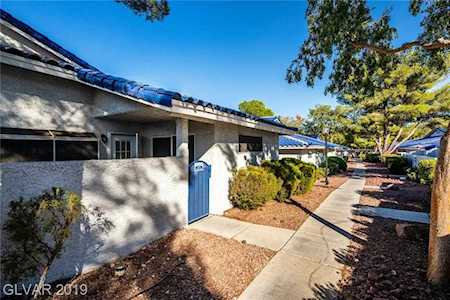2132 Bavington Dr #D Las Vegas, NV 89108