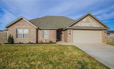 606 Blair CIR Pea Ridge, AR 72751