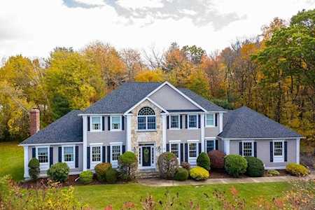 6 Norwich Place Andover, MA 01810
