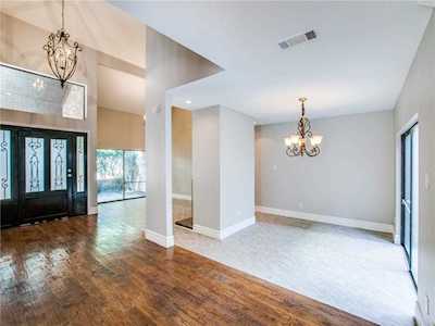 6042 Glen Heather Drive Dallas, TX 75252