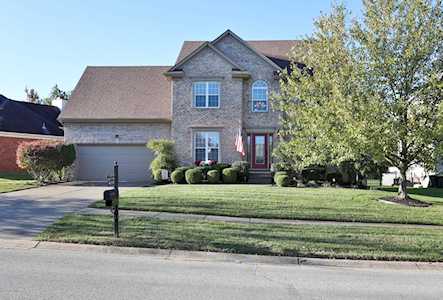 4016 Stone Lakes Dr Louisville, KY 40299