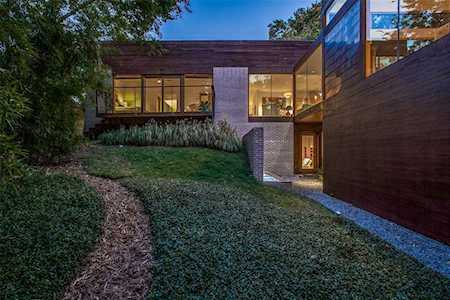 6945 Lyre Lane Dallas, TX 75214