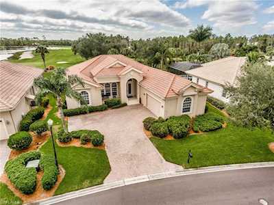 8939 Crown Colony Blvd Fort Myers, FL 33908