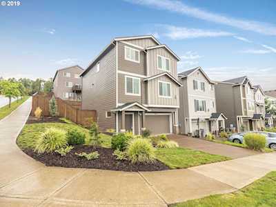 13087 SW Black Walnut St Tigard, OR 97224