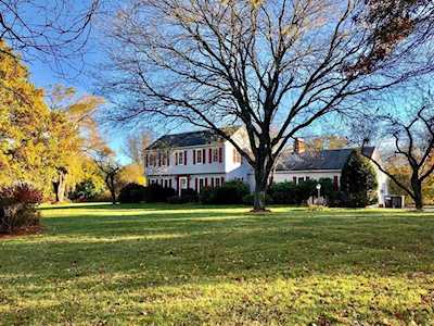 116 Fiske Hill Rd Sturbridge, MA 01566