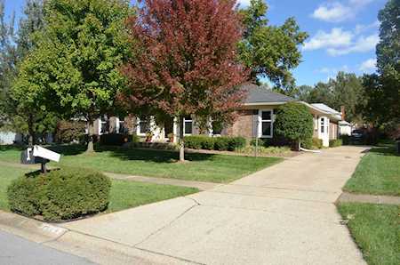 2509 Hayward Rd Louisville, KY 40242