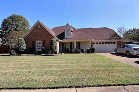 876 Rhett Butler Dr Collierville, TN 38017