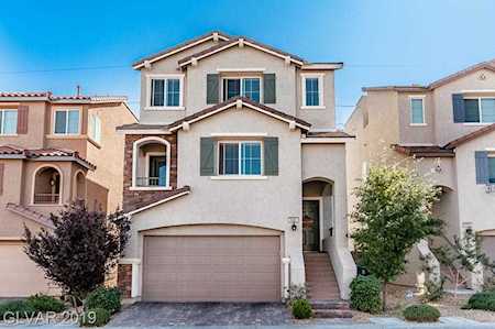 8883 Fox Season Ave Las Vegas, NV 89178
