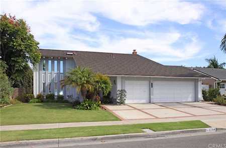 2784 Bluebird Circle Costa Mesa, CA 92626