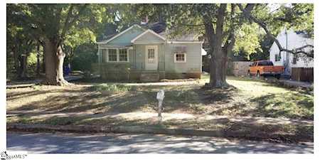 9 Deoyley Ave Greenville, SC 29605