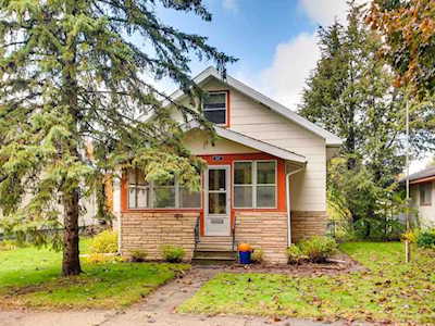 1017 Englewood Avenue Saint Paul, MN 55104