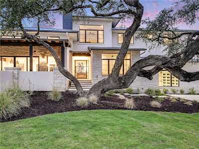 18613 Flying J Blvd Spicewood, TX 78669