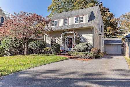 19 Warren Street Winchester, MA 01890