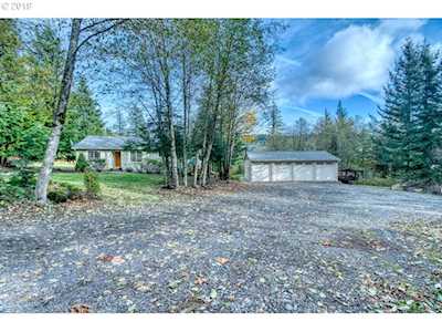 11 Mill Ln Washougal, WA 98671