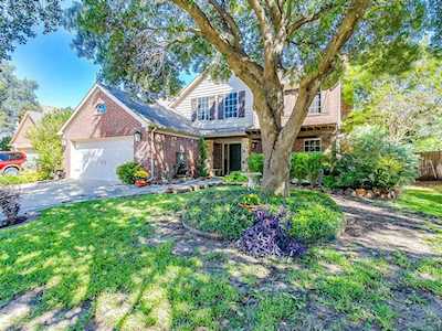 8016 Crazy Horse Lane Fort Worth, TX 76137
